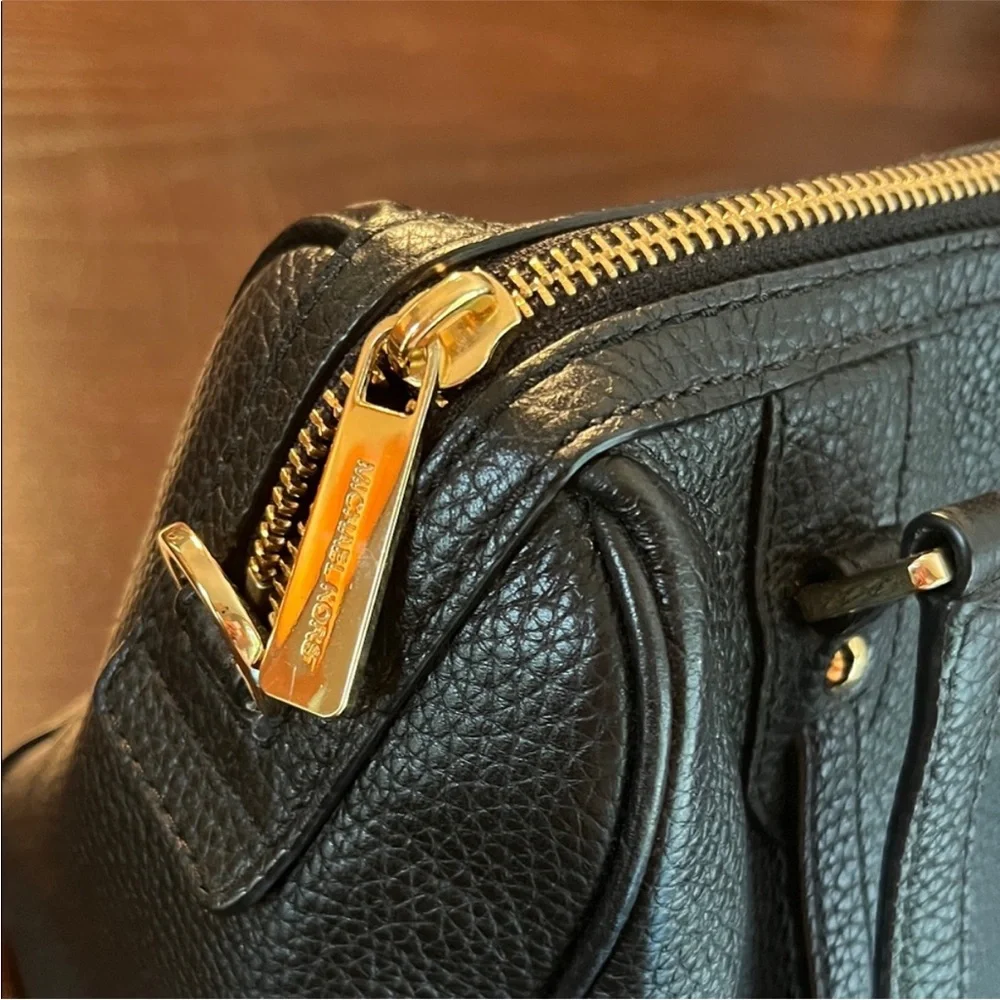 EUC Michael Kors Black Leather Satchel - Picture 7 of 7